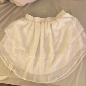 3/$15. Small woman’s White skirt